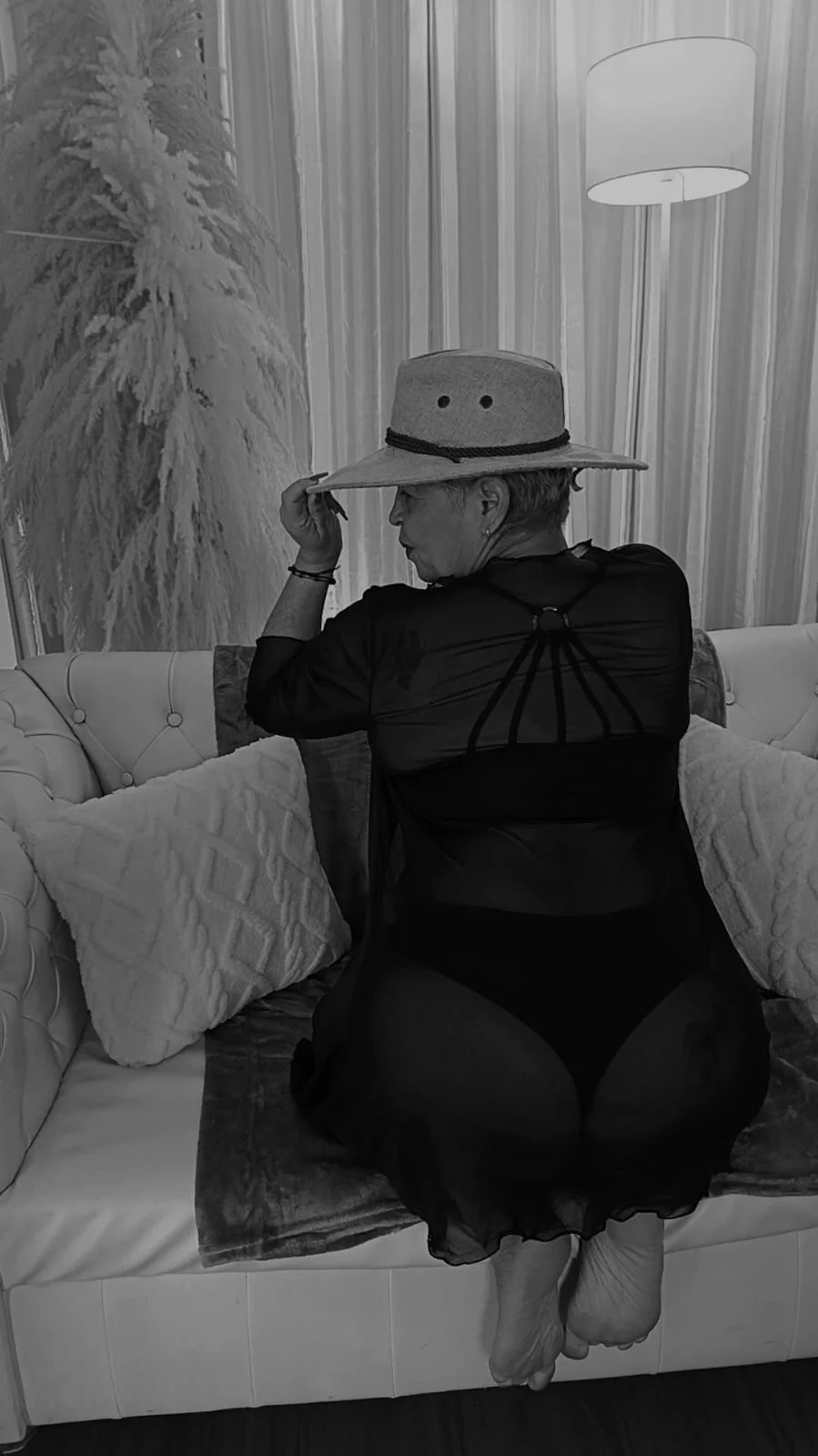 XXX Porn Photo of Nude Lucy_Milf_68 12
