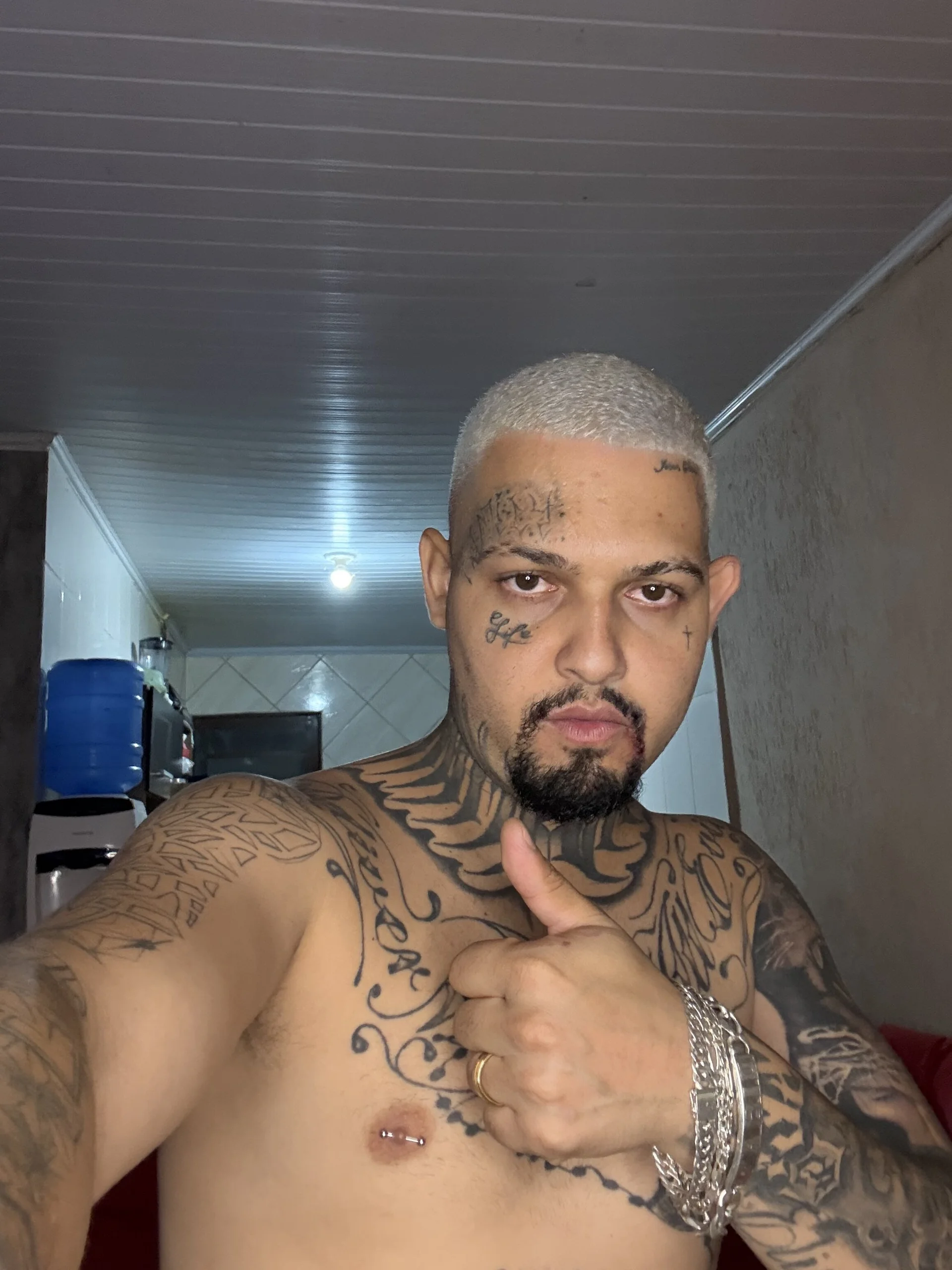 XXX Porn Photo of Nude Waguiin121 1
