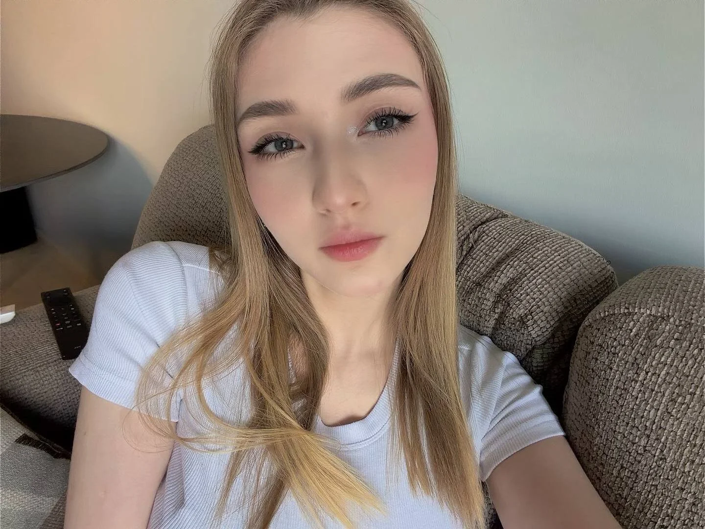 XXX Porn Photo of Nude AveryBerkson 65