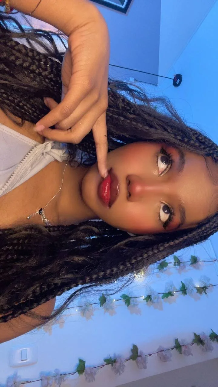 XXX Porn Photo of Nude Gigi_Strawberry 20