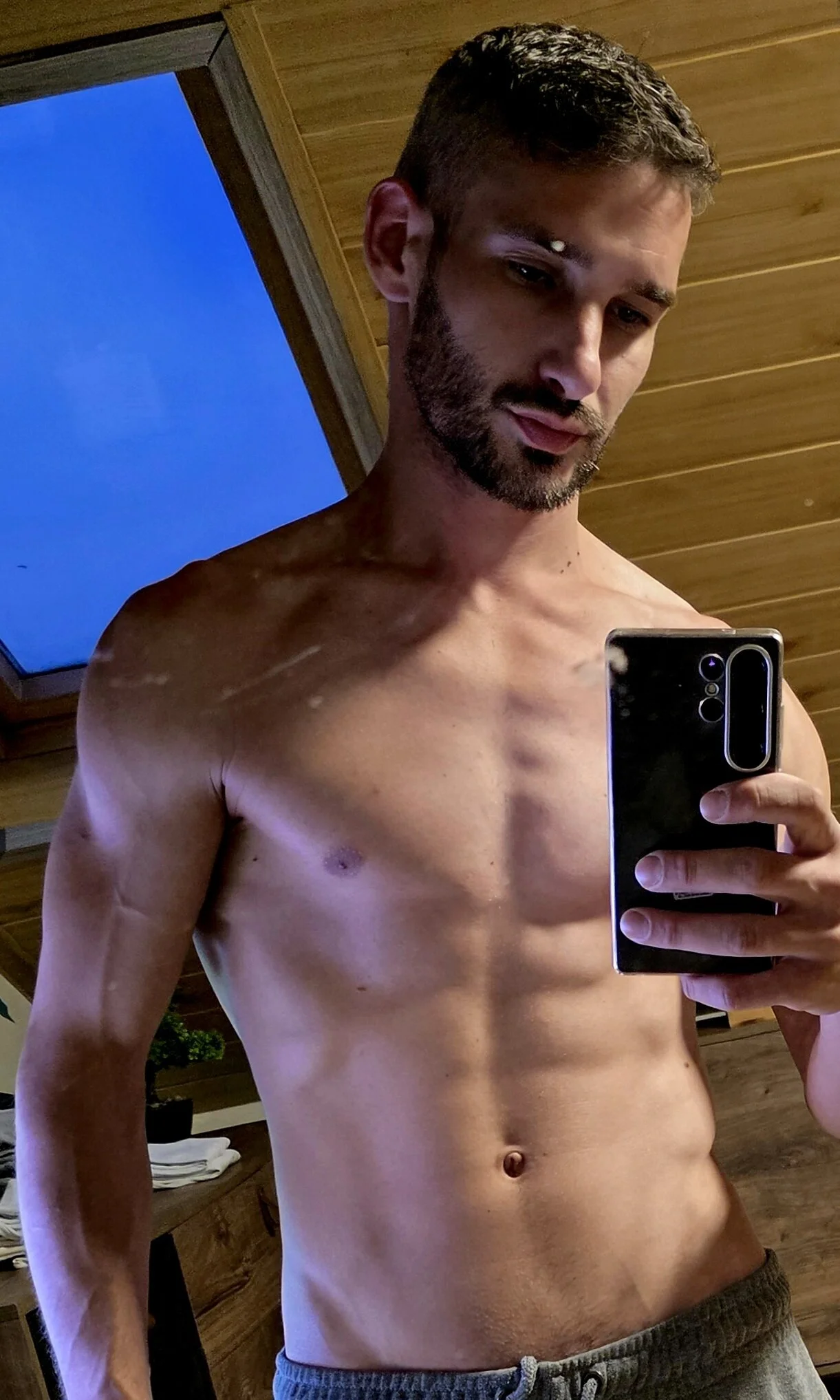 XXX Porn Photo of Nude Zeefy 12