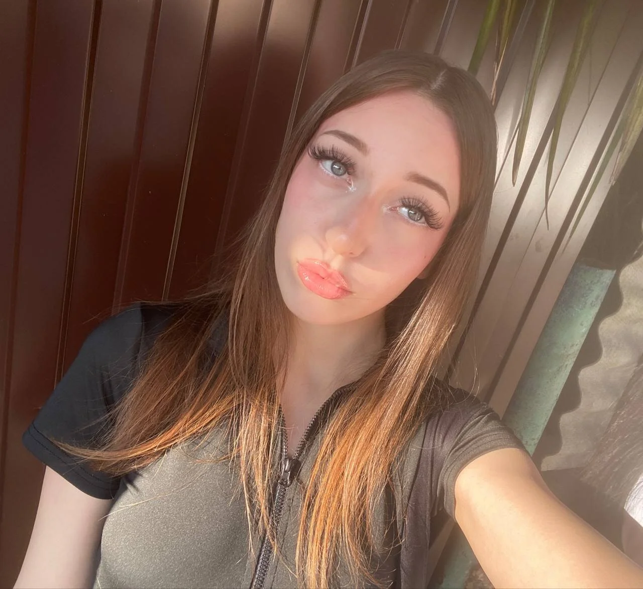 XXX Porn Photo of Nude CutieWorm 6