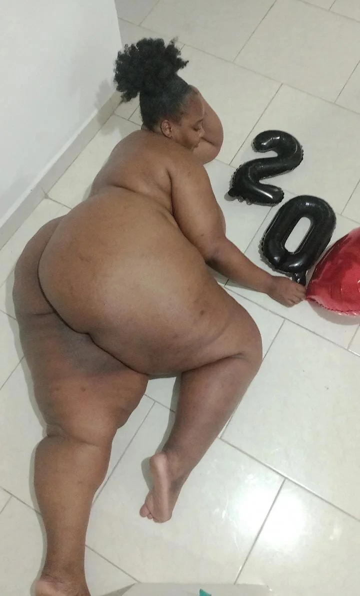 XXX Porn Photo of Nude Bigasshott_ 40
