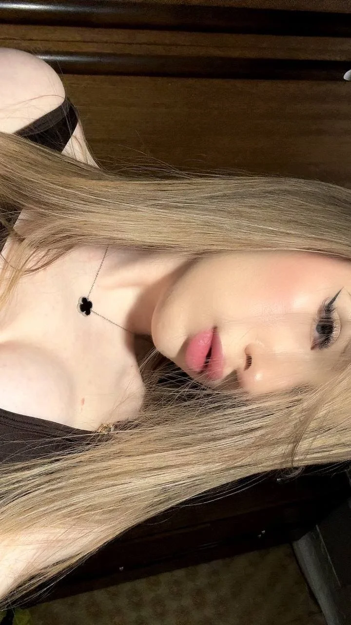 XXX Porn Photo of Nude doll_vey 76