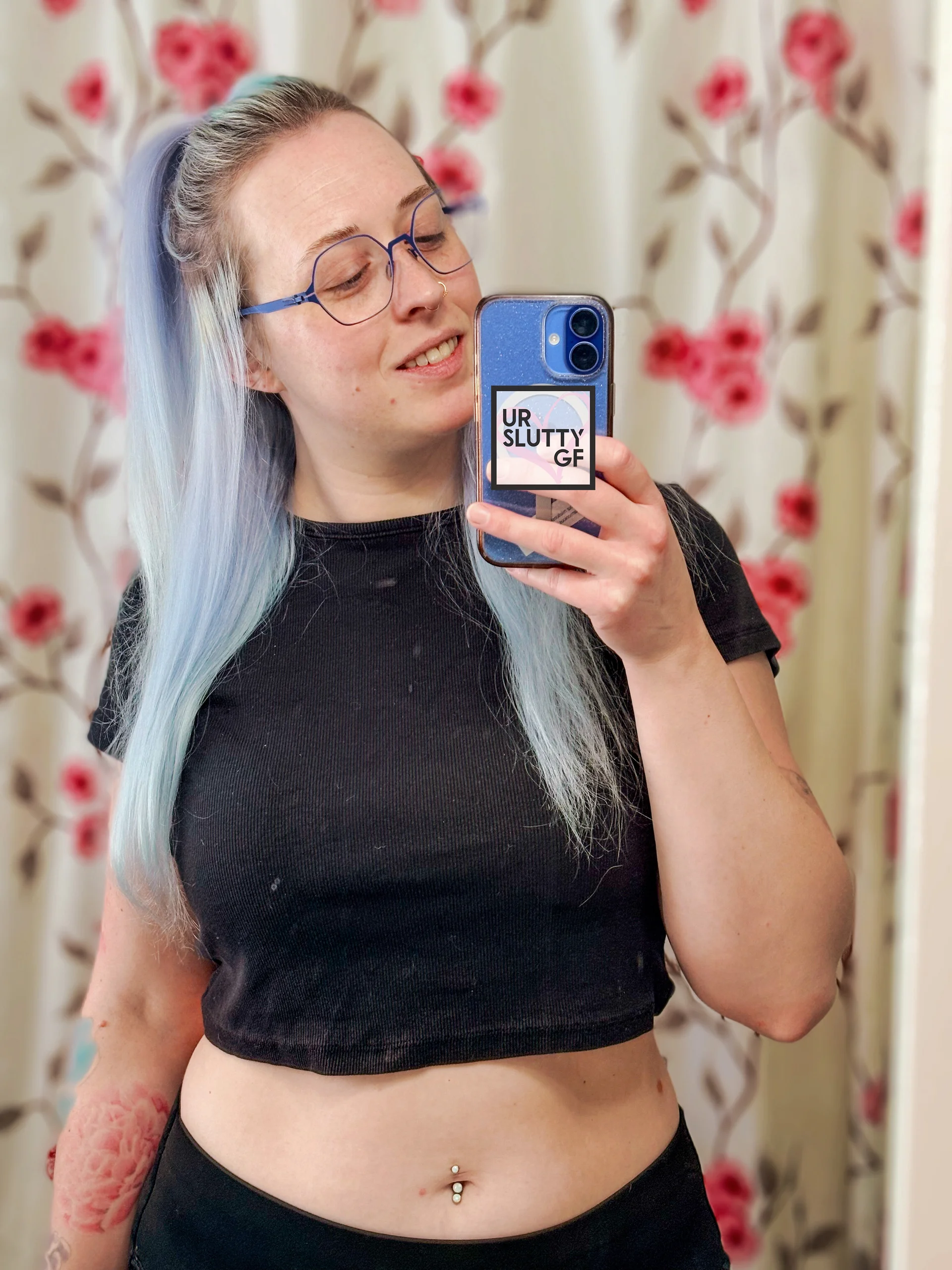 XXX Porn Photo of Nude ursluttygf 9