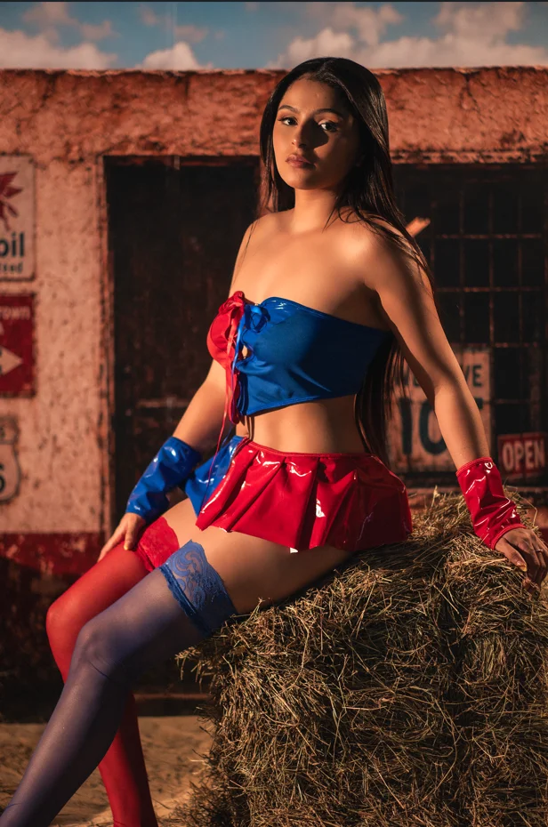 XXX Porn Photo of Nude SelenaGmez 11