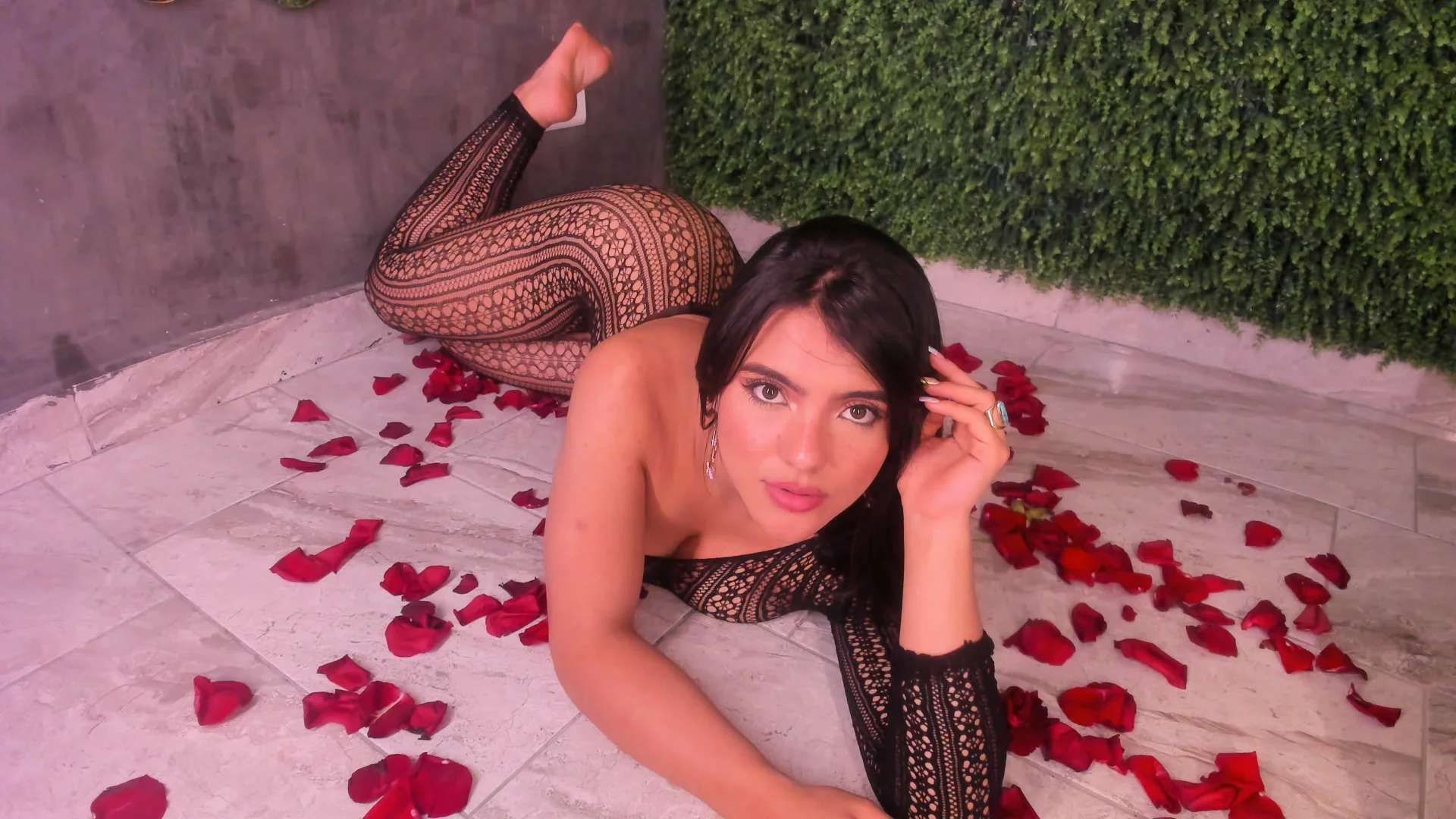 XXX Porn Photo of Nude emmiily_z 21