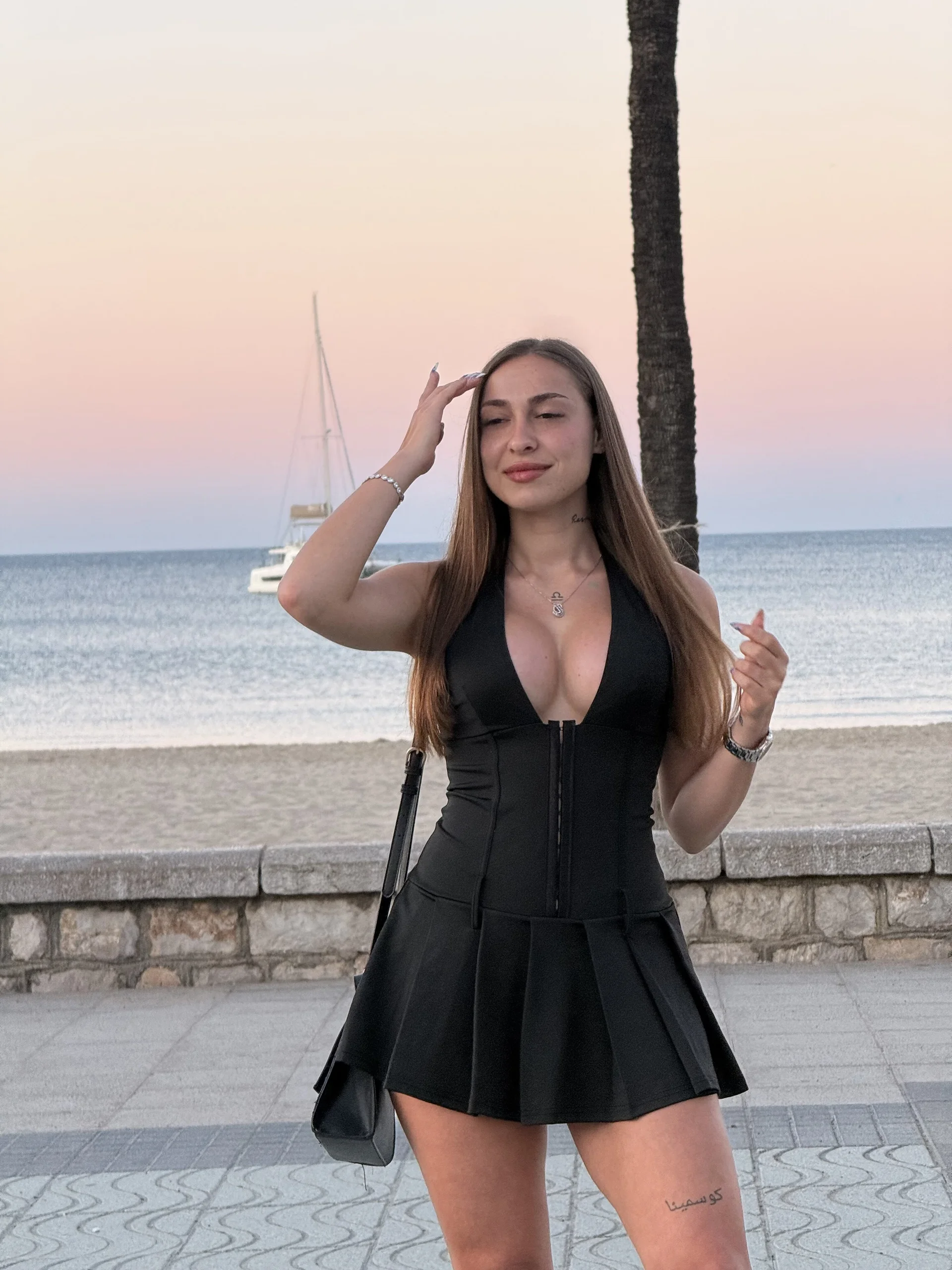 XXX Porn Photo of Nude alicewonder_8 82