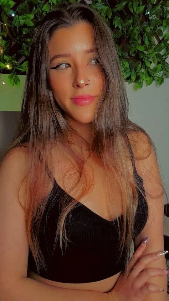 XXX Porn Photo of Nude ally_sunn_ 2
