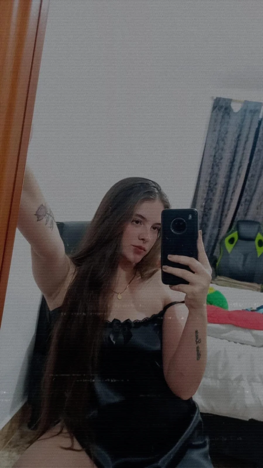 XXX Porn Photo of Nude Queen_Val369 1