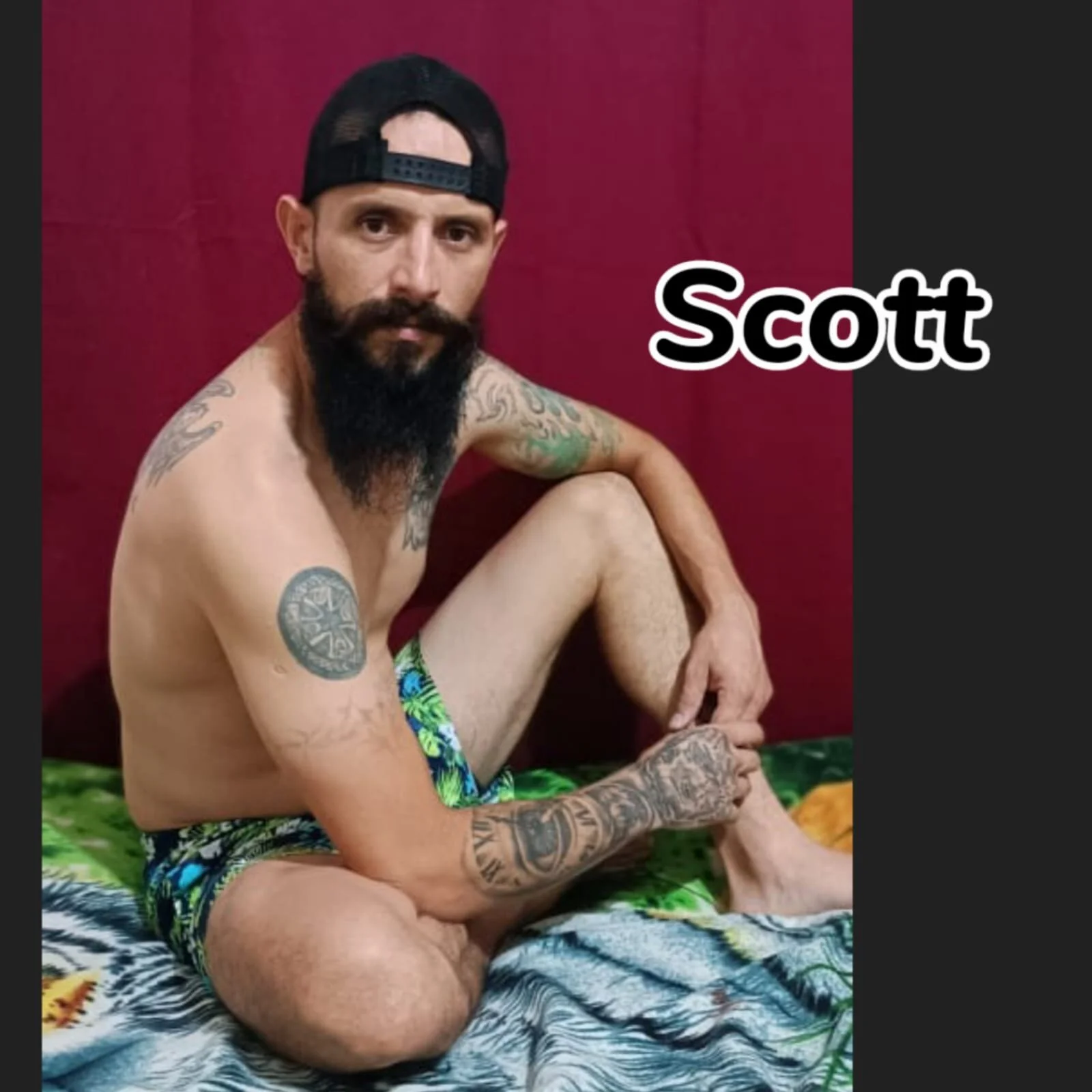 Couple_Gold69