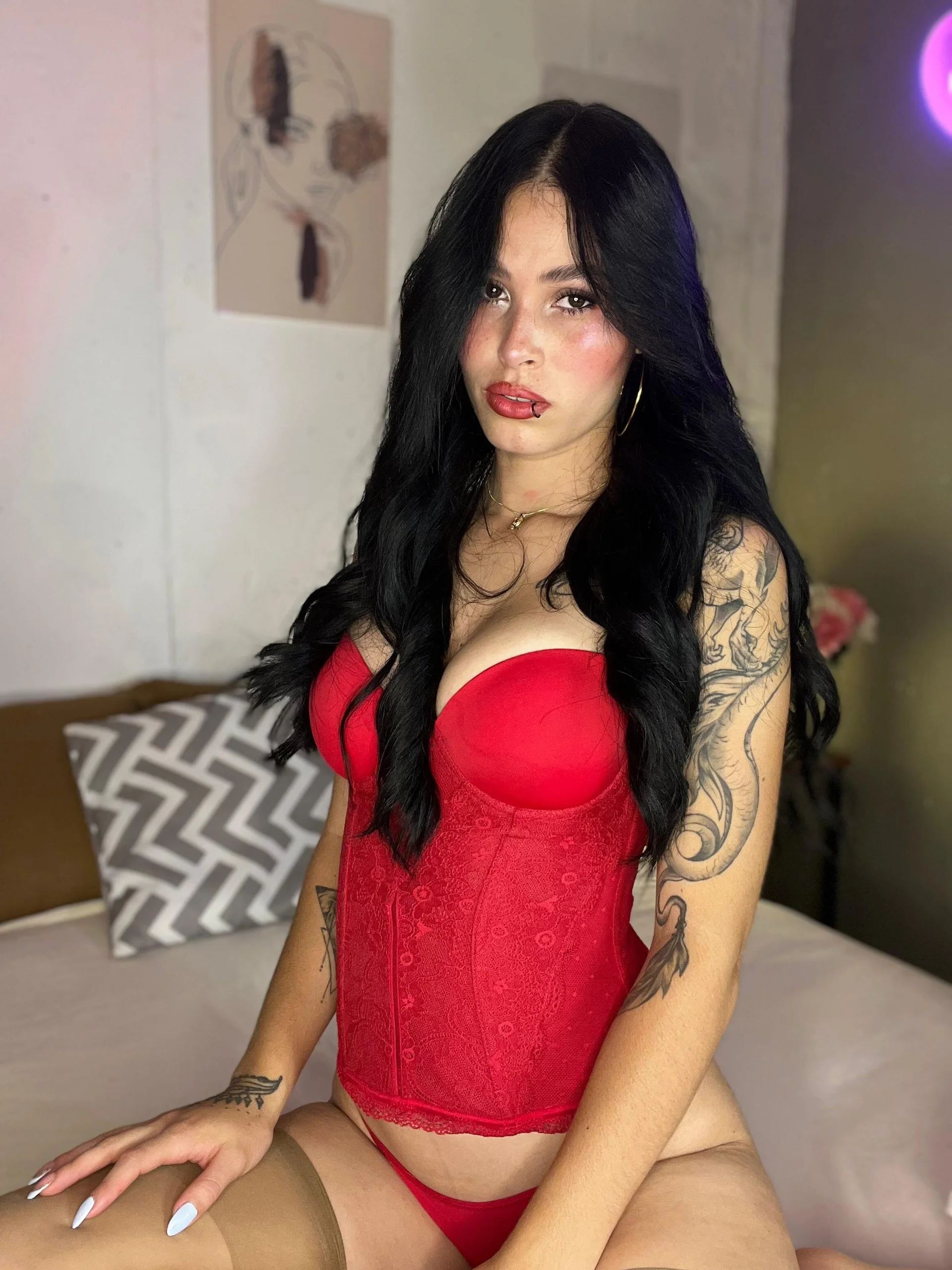 XXX Porn Photo of Nude carolinerousev 30