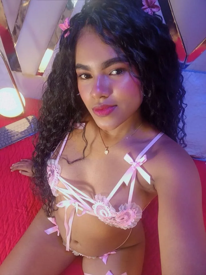 XXX Porn Photo of Nude Rosalynrose1 16