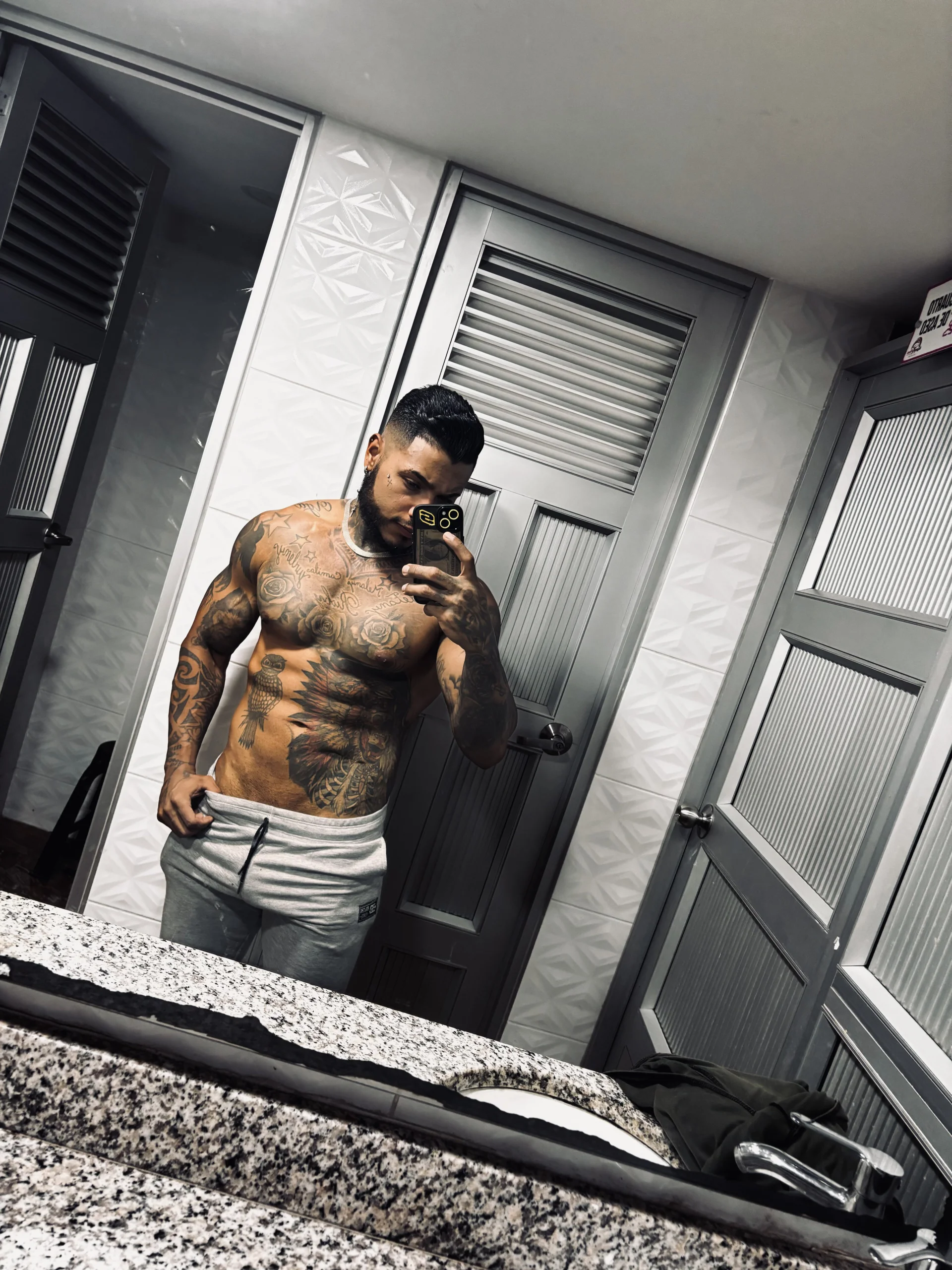 XXX Porn Photo of Nude Exotic_tatto27121 7