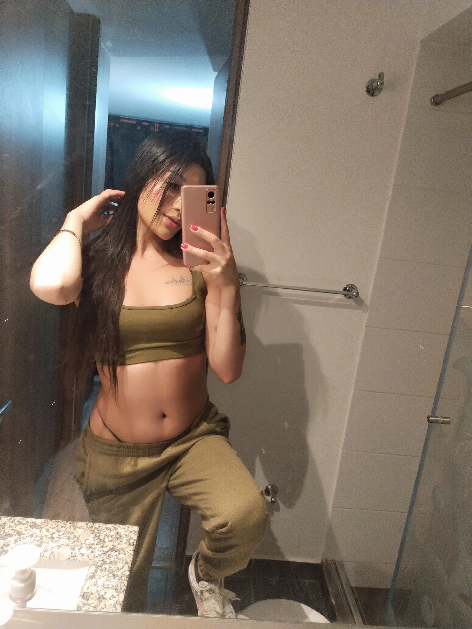 XXX Porn Photo of Nude Emmily_19 8