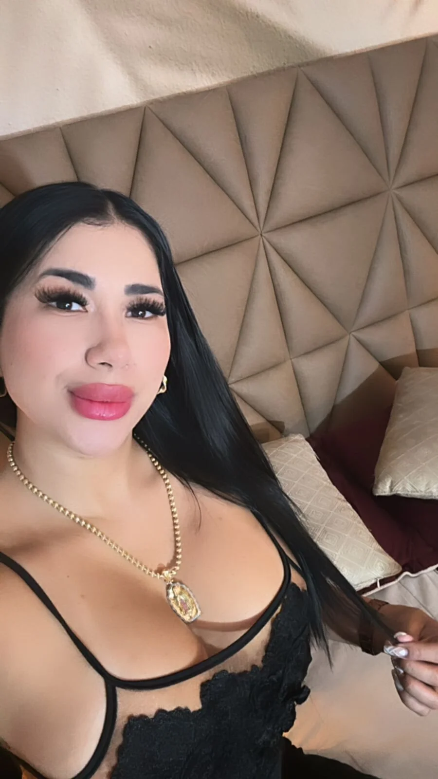 XXX Porn Photo of Nude kiim_taaylor 23