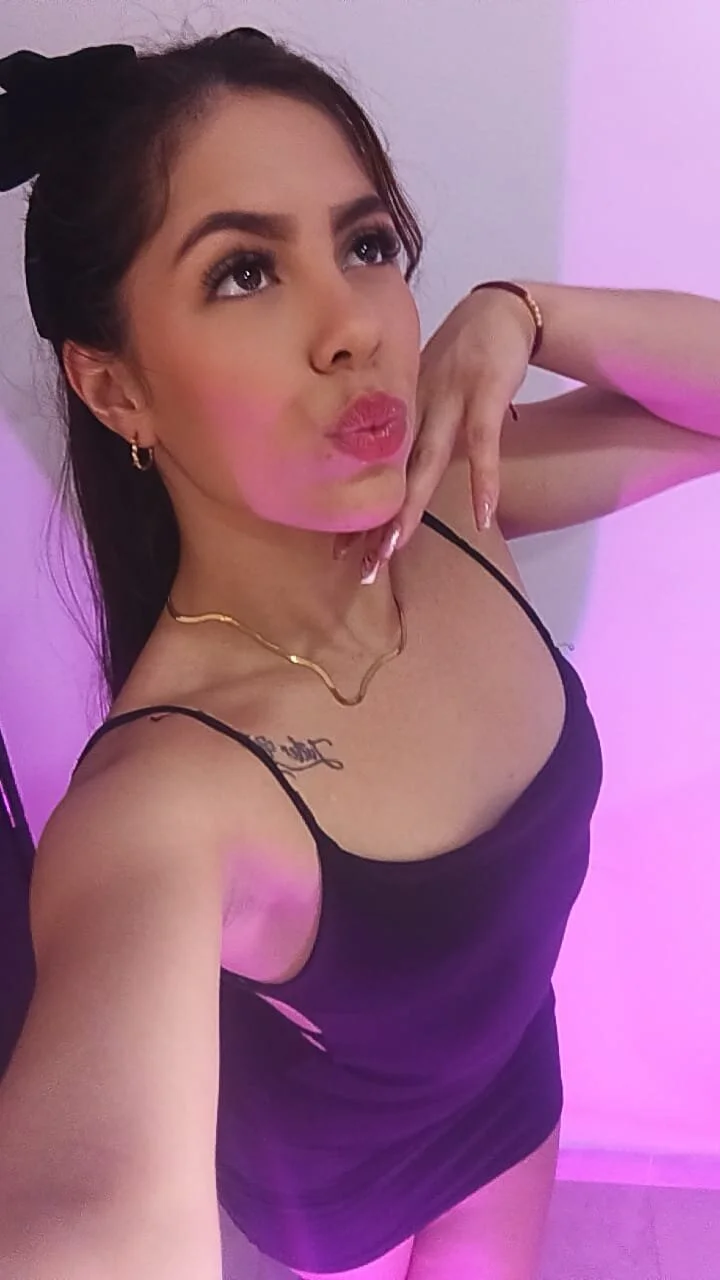 XXX Porn Photo of Nude Charlottediolet 34