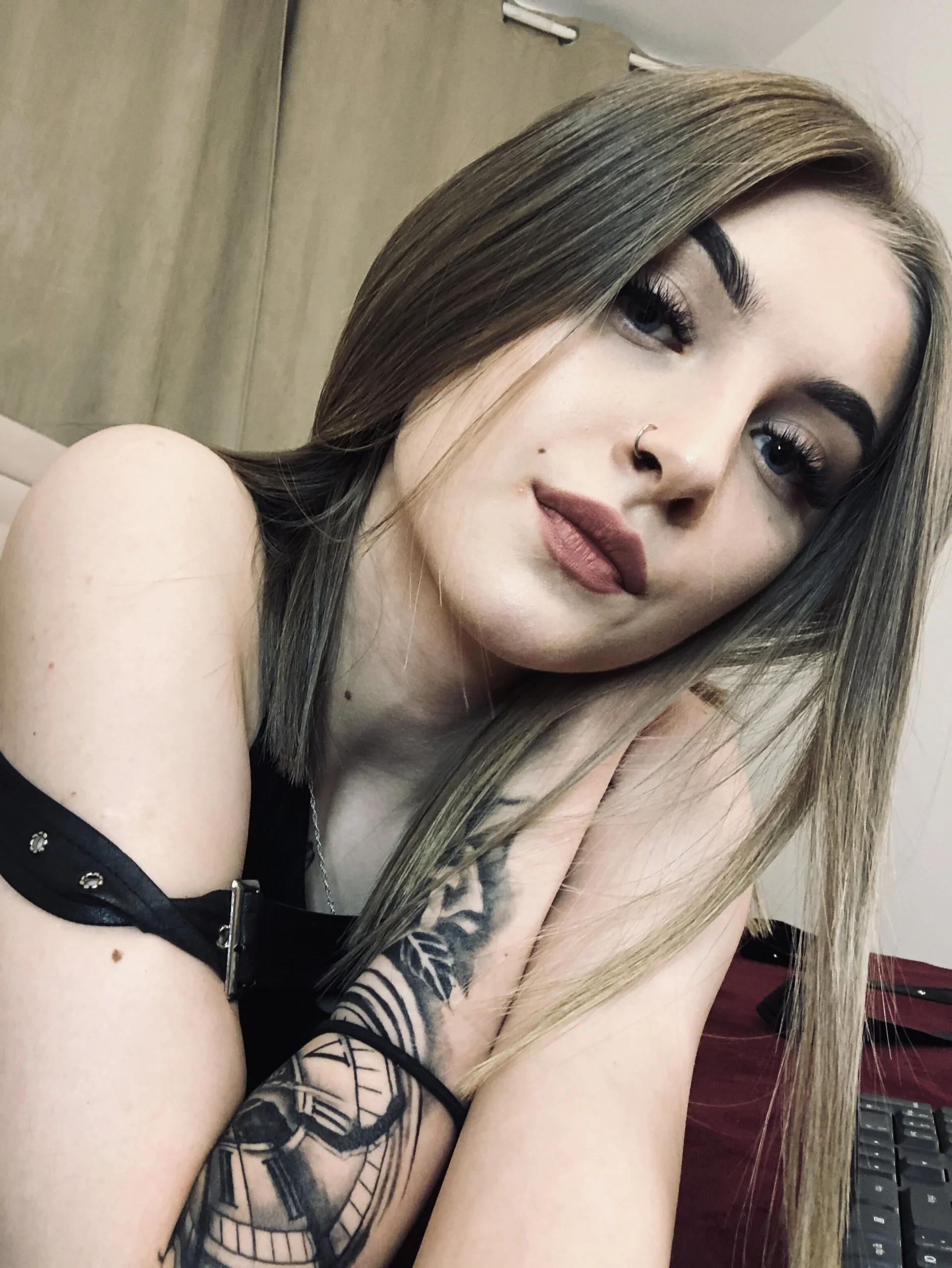 XXX Porn Photo of Nude Saillise 3