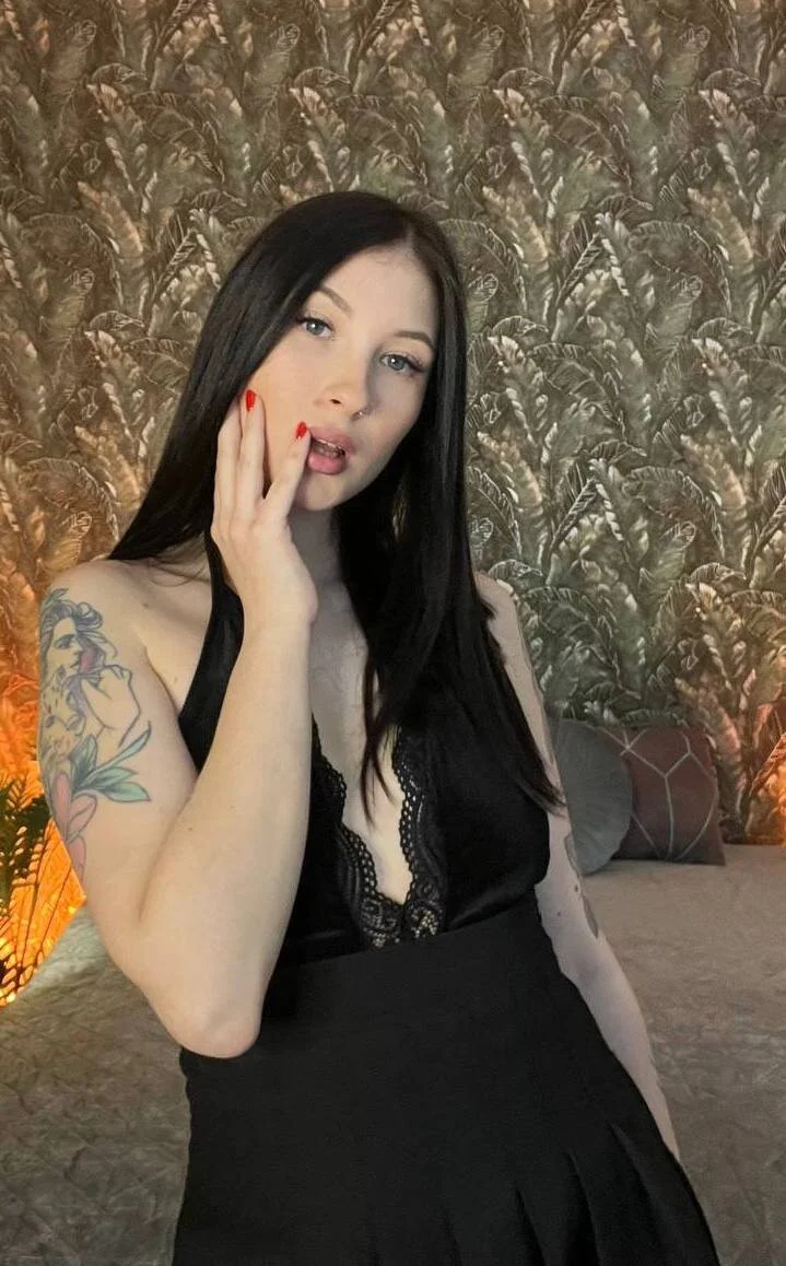 XXX Porn Photo of Nude LunaaMay 2