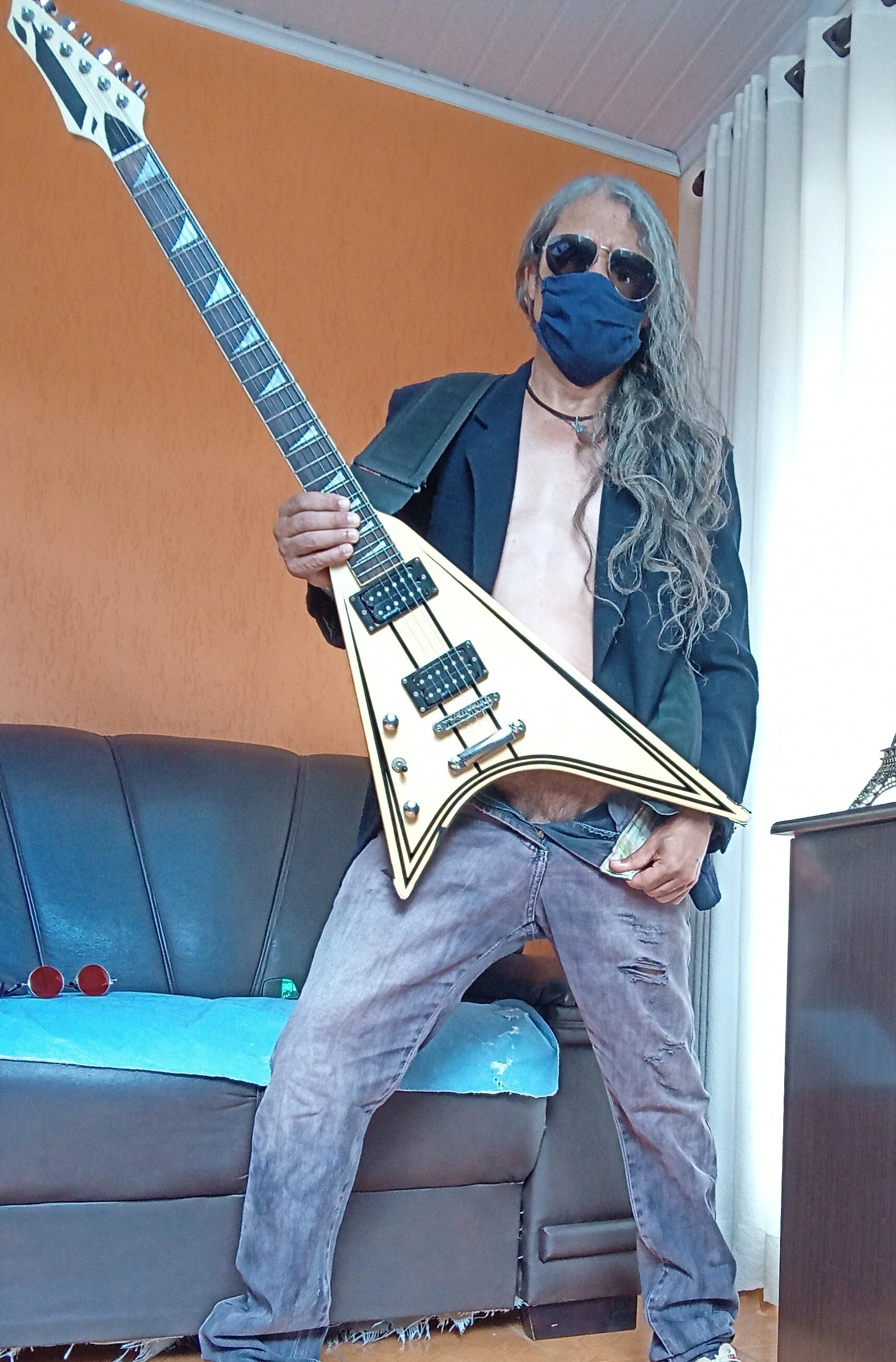 XXX Porn Photo of Nude vladsexyguitar 1