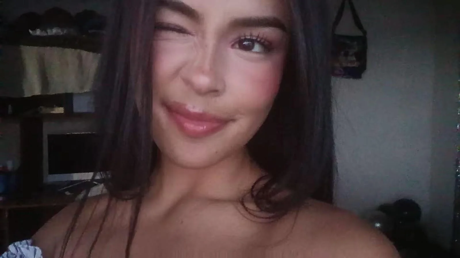 XXX Porn Photo of Nude AlanaMartinez_Pink 2