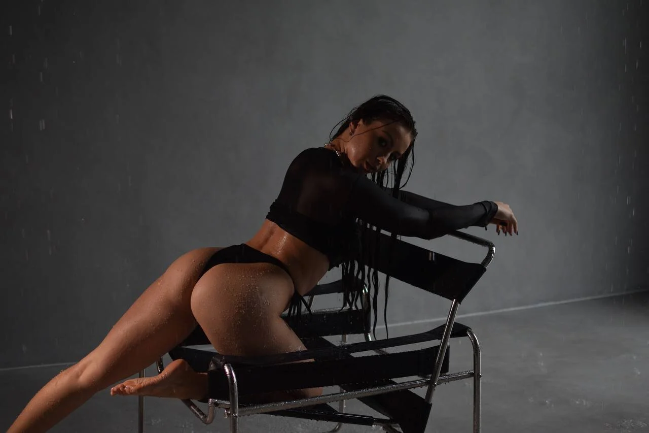 XXX Porn Photo of Nude Elice_Dream 2