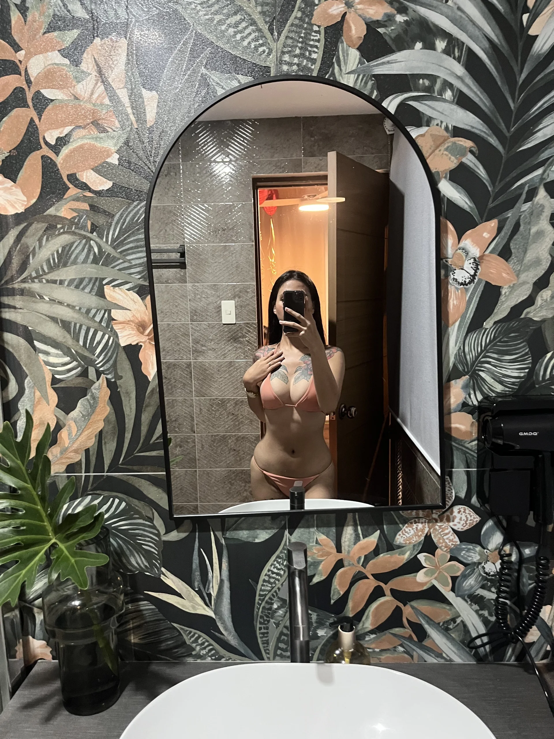 XXX Porn Photo of Nude Thelordofcumsmegan 1