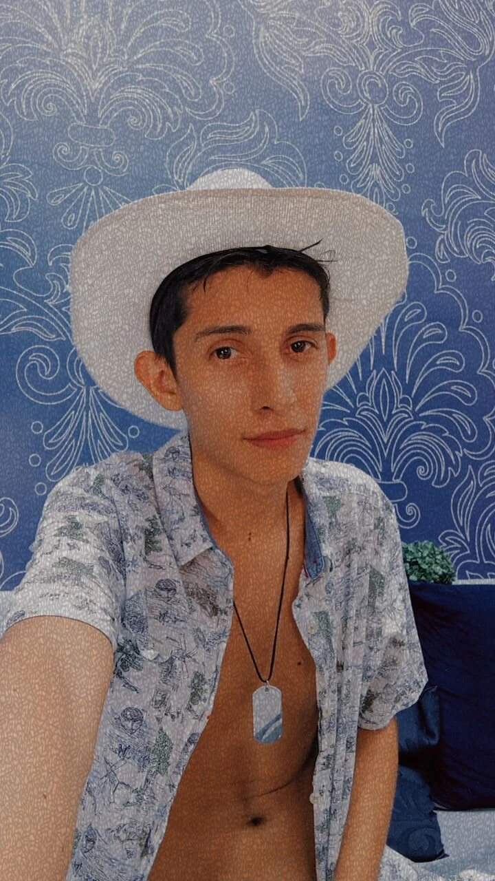 XXX Porn Photo of Nude gomitaboy1 50