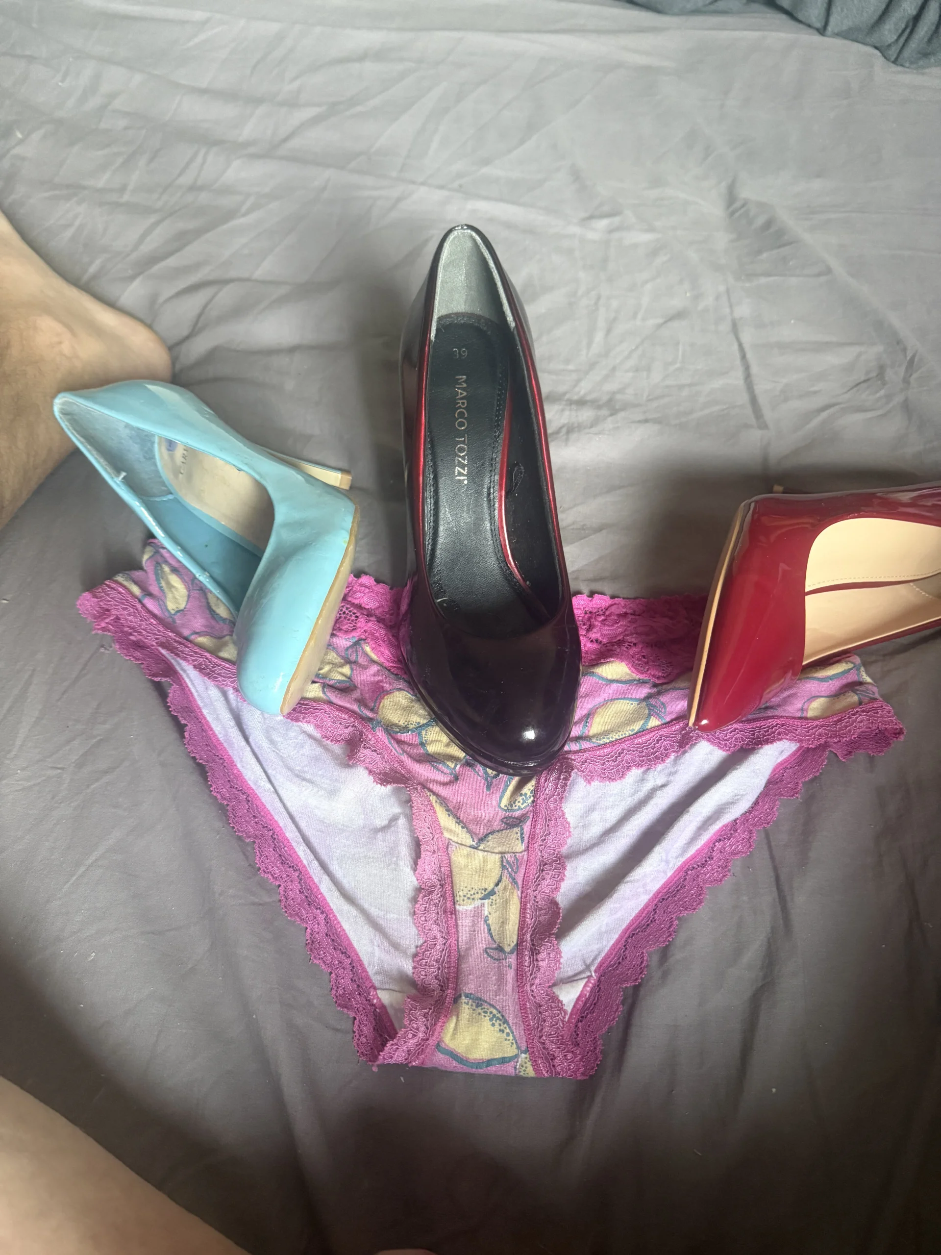 XXX Porn Photo of Nude fortheloveofheels74 138