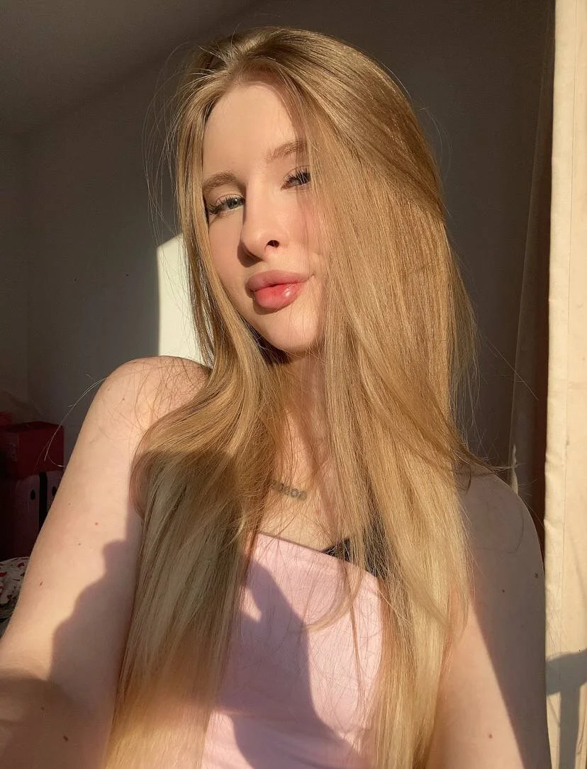XXX Porn Photo of Nude RosalindSherlock 9