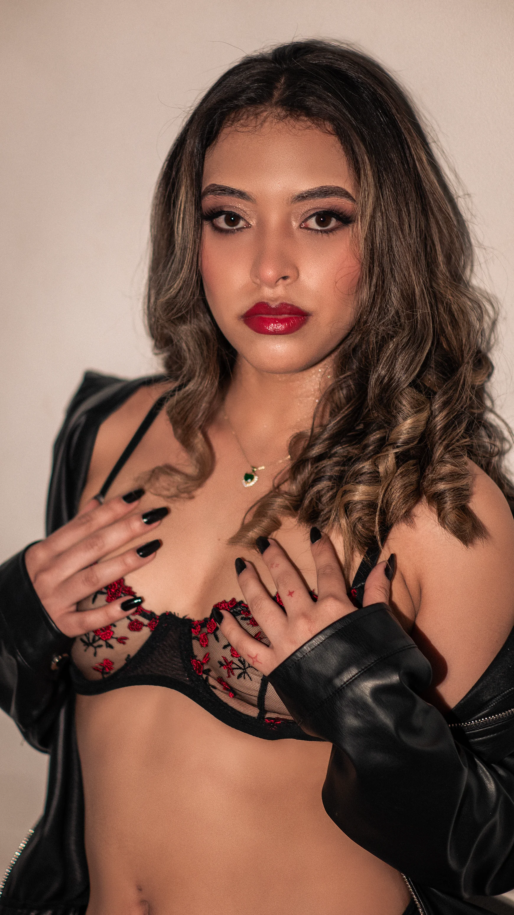 XXX Porn Photo of Nude MiaCastle_ 2