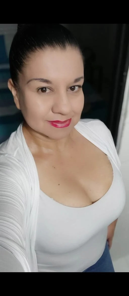 XXX Porn Photo of Nude Your_Lady_Milf 3