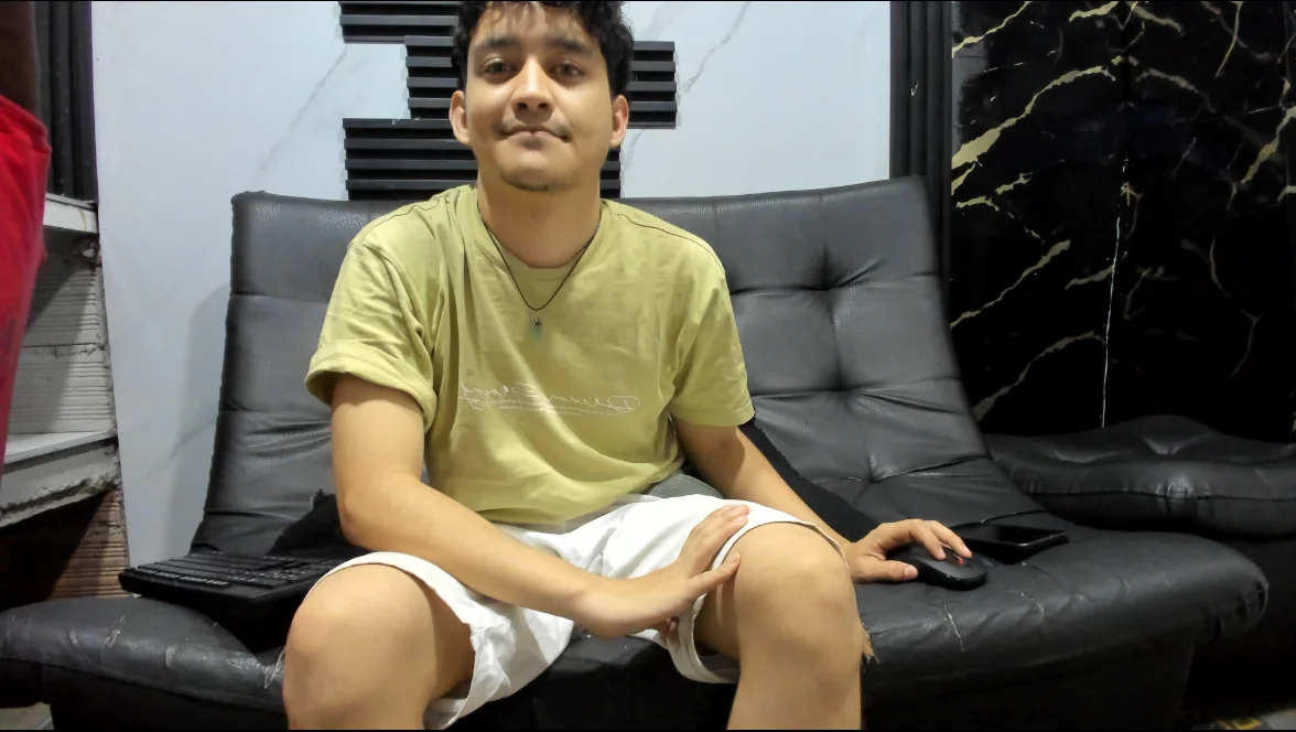 XXX Porn Photo of Nude eros_fangs 18