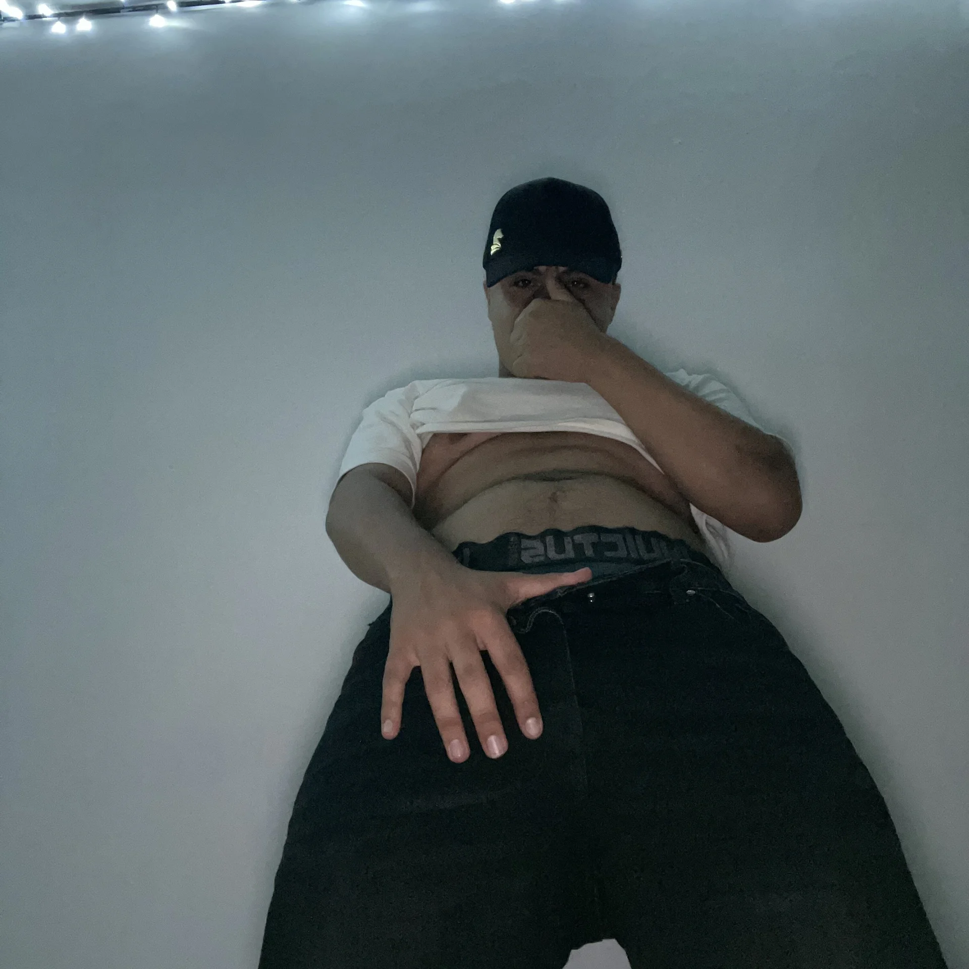 XXX Porn Photo of Nude andresmahecha777 7