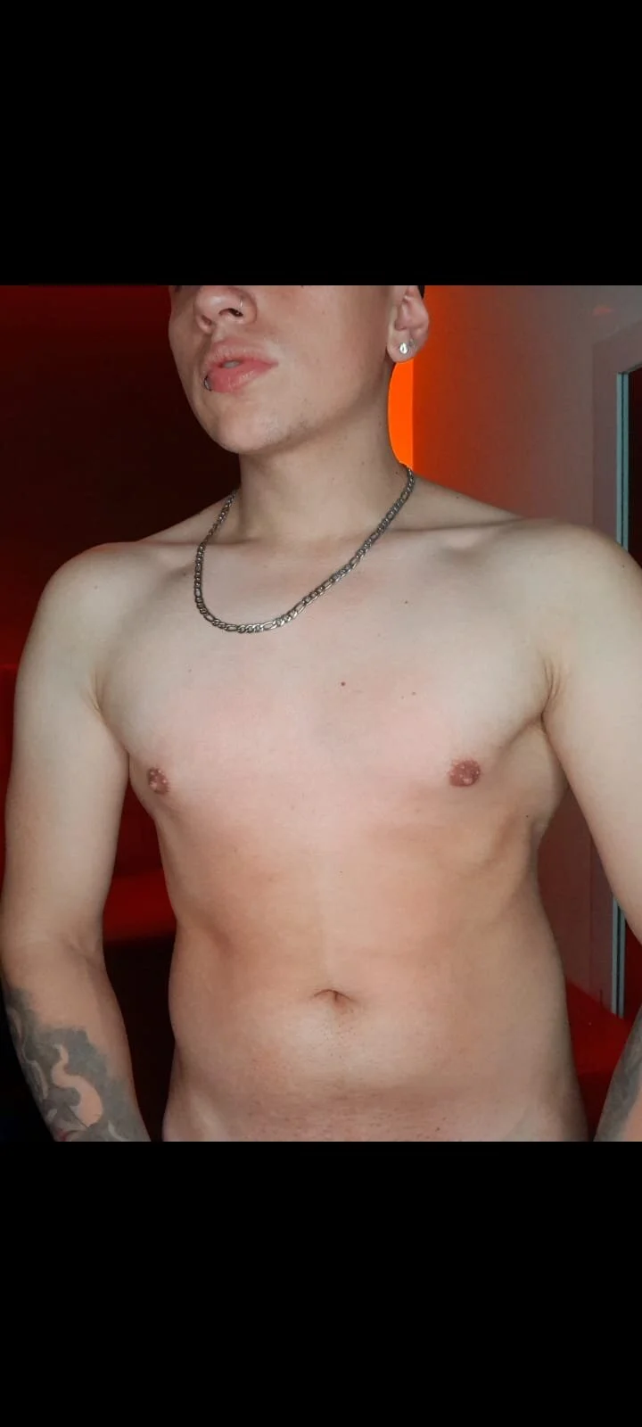 XXX Porn Photo of Nude Emmanuel_Lust 2