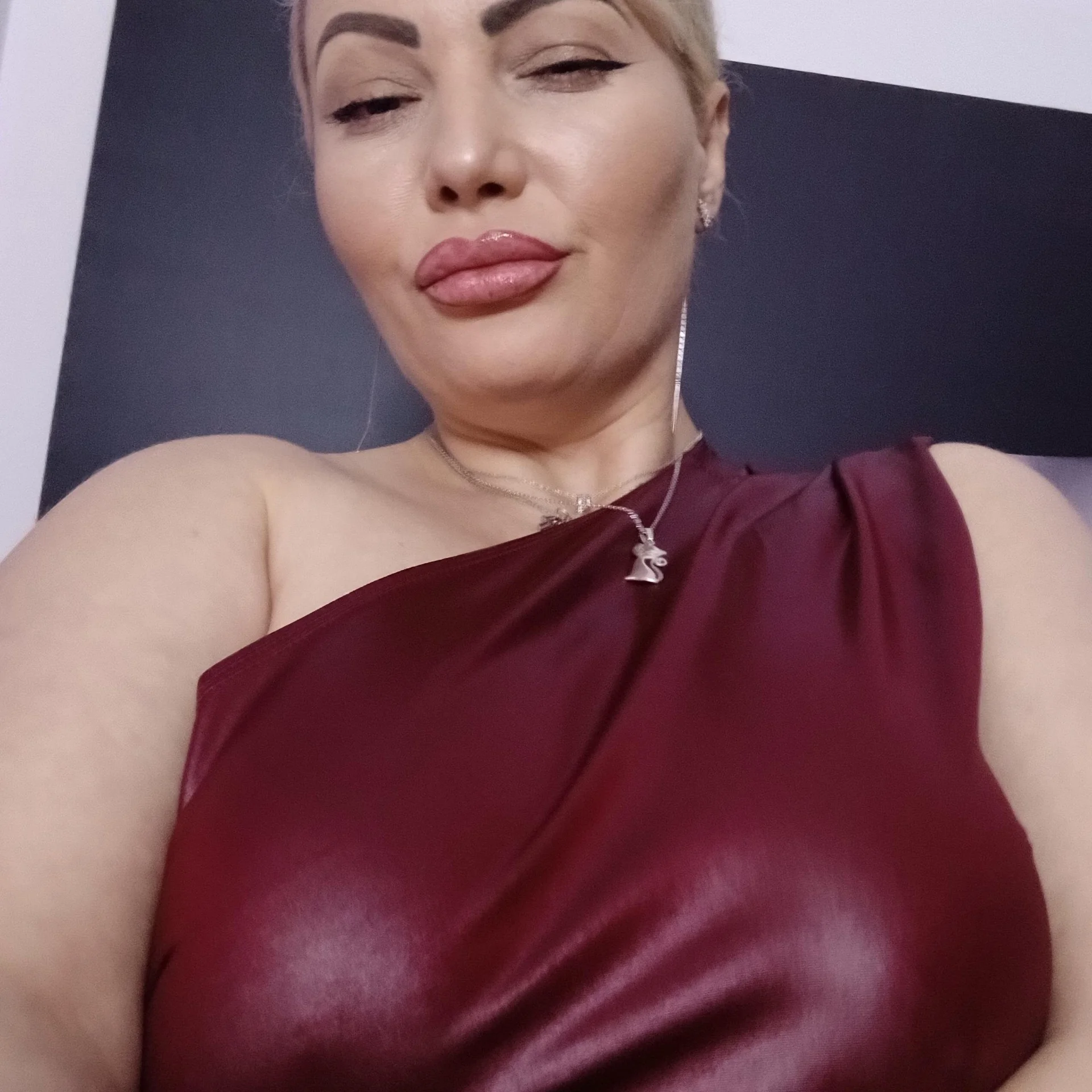 XXX Porn Photo of Nude MistressDemi 14