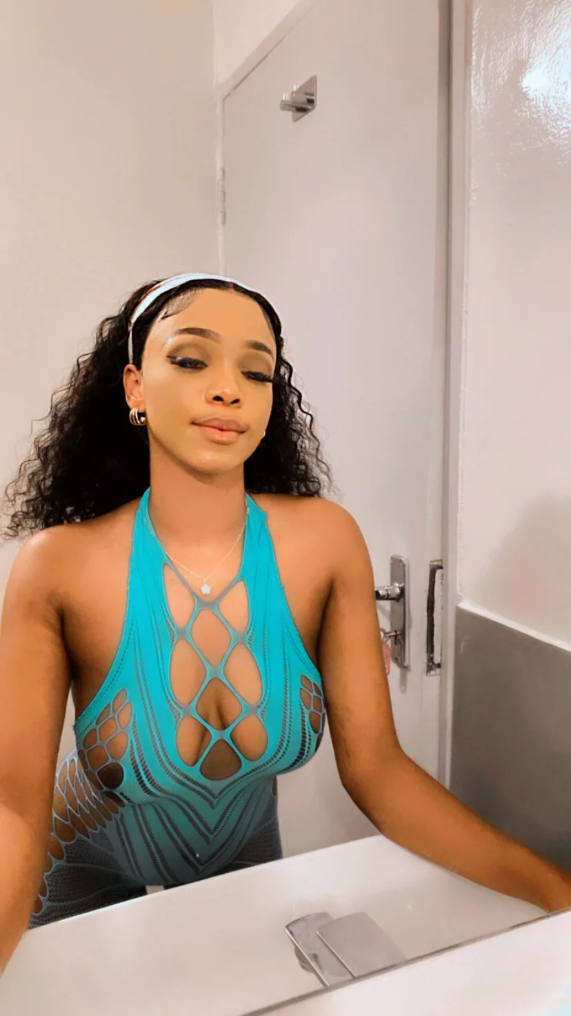 XXX Porn Photo of Nude SweetieTinnyXx 1