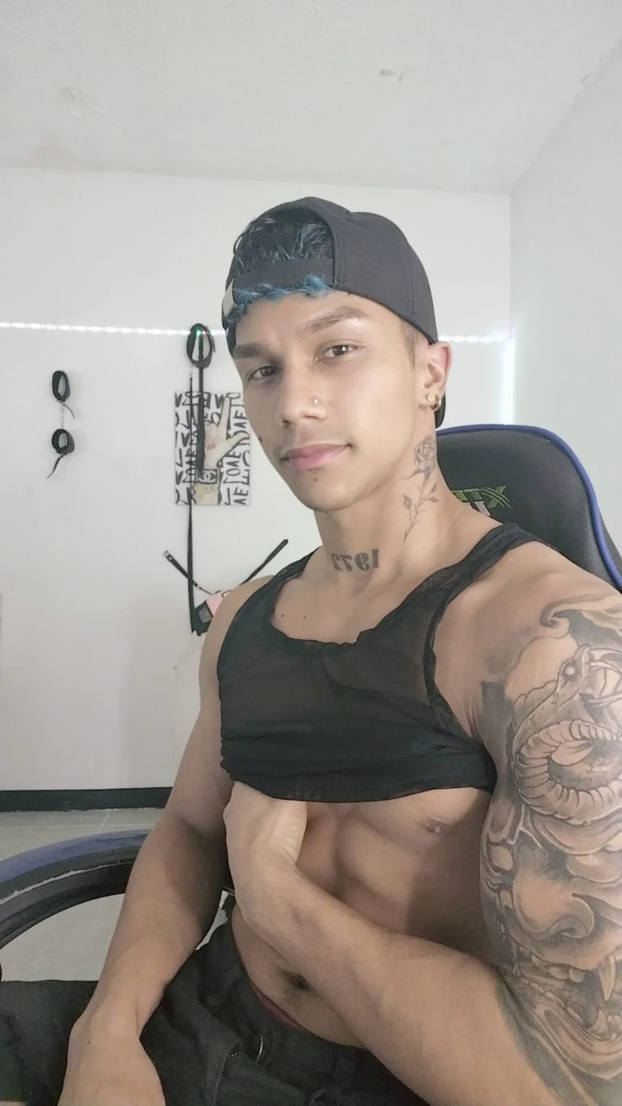 XXX Porn Photo of Nude Leonard_Price 21