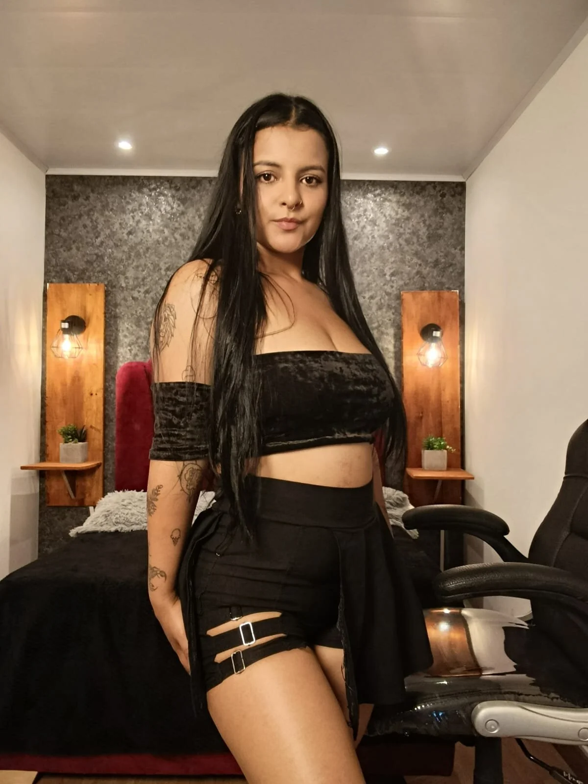 XXX Porn Photo of Nude Ivyrush09 5