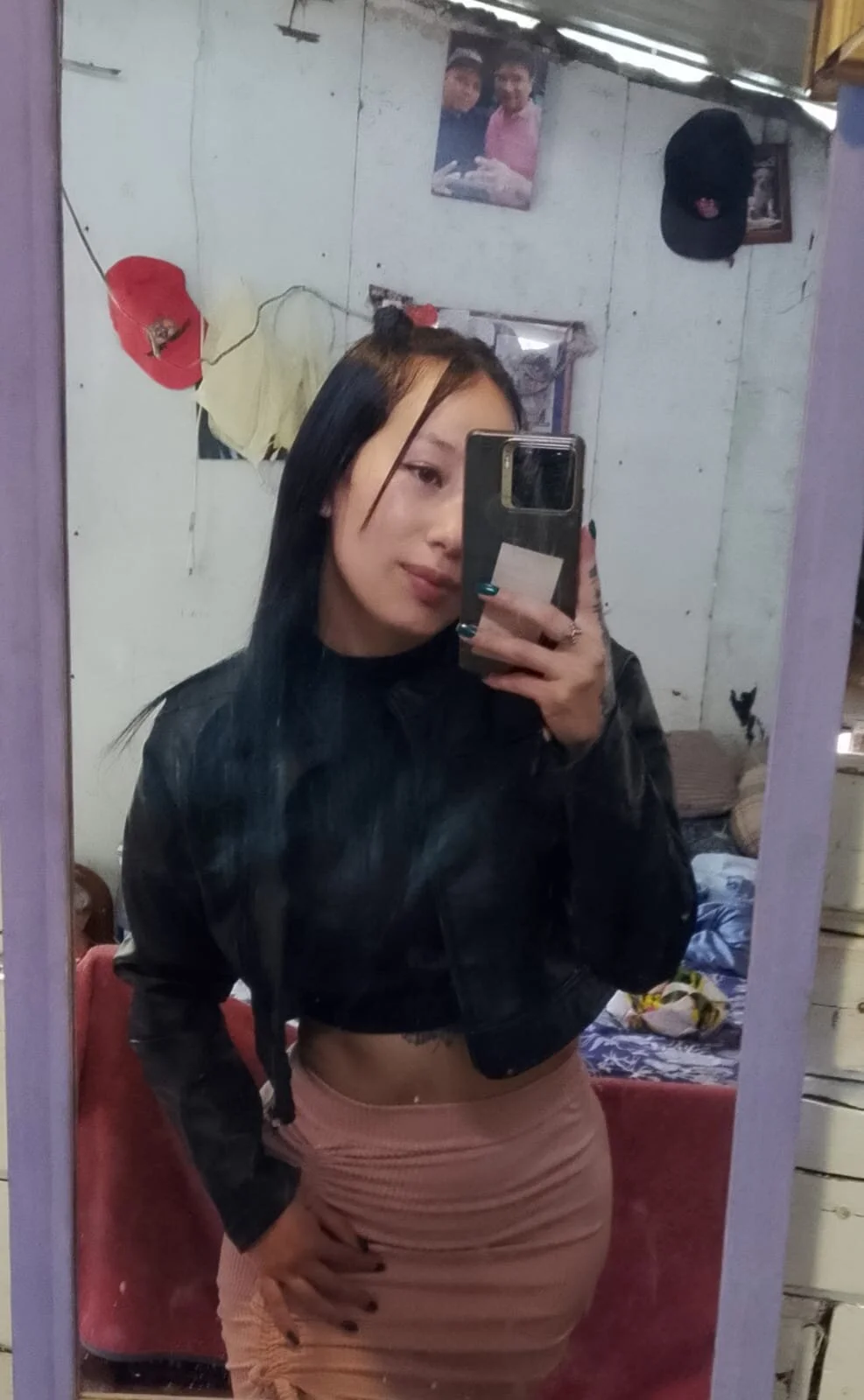XXX Porn Photo of Nude Nicky_Dragon 2