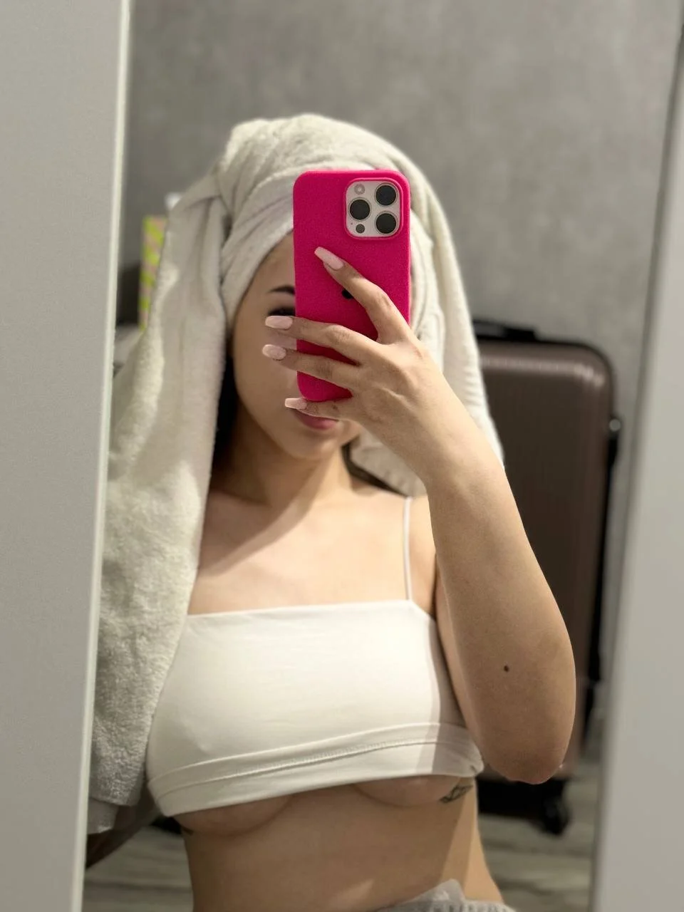 XXX Porn Photo of Nude KateDolphin 49