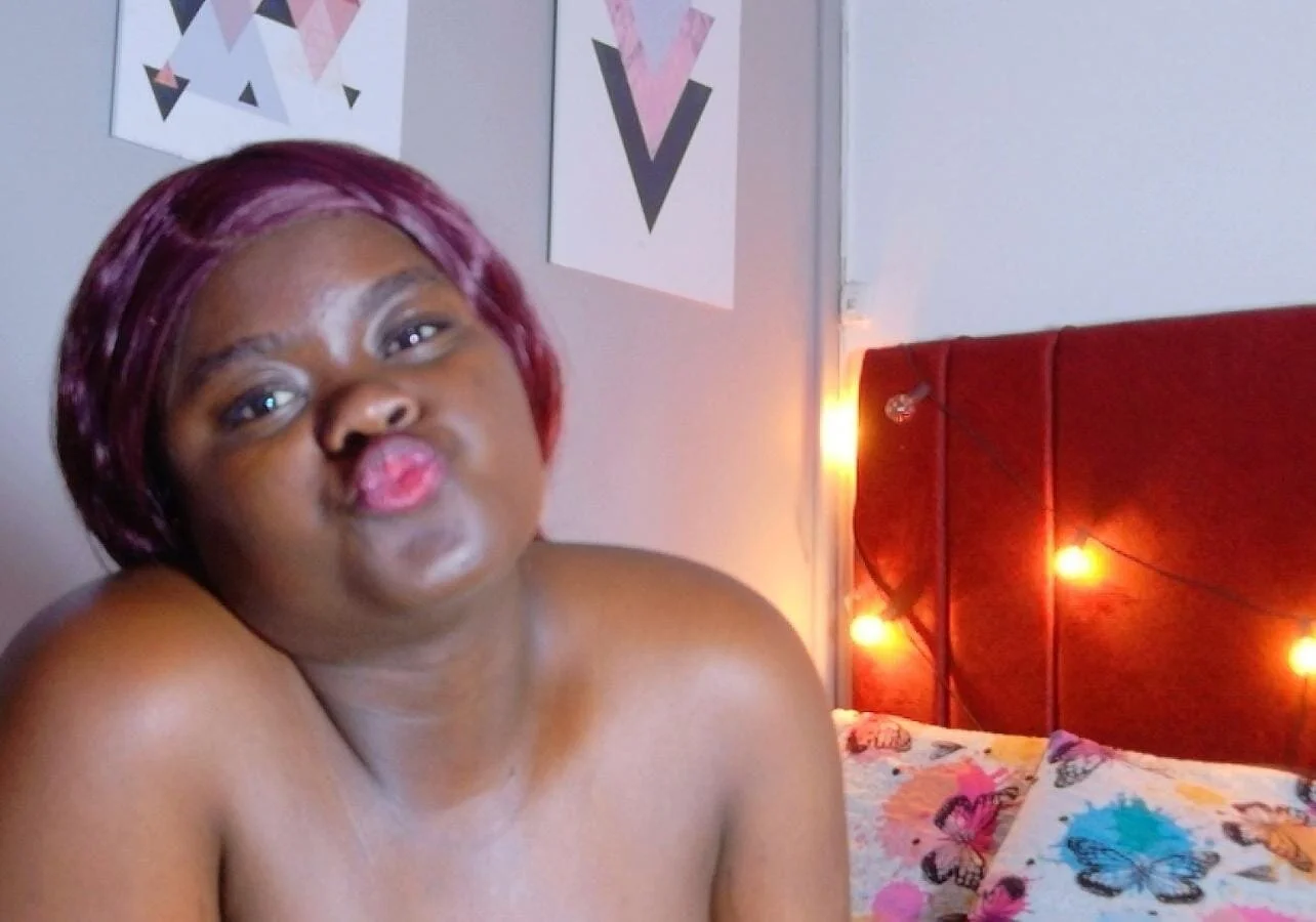 XXX Porn Photo of Nude neighbor-ebony 11