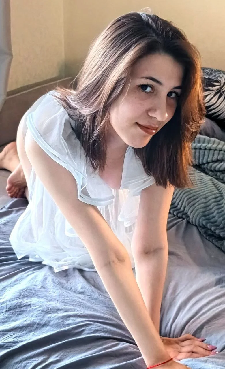 XXX Porn Photo of Nude QueenieGitt 4