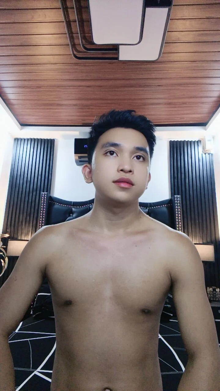 XXX Porn Photo of Nude AsianRoman_Grey 6