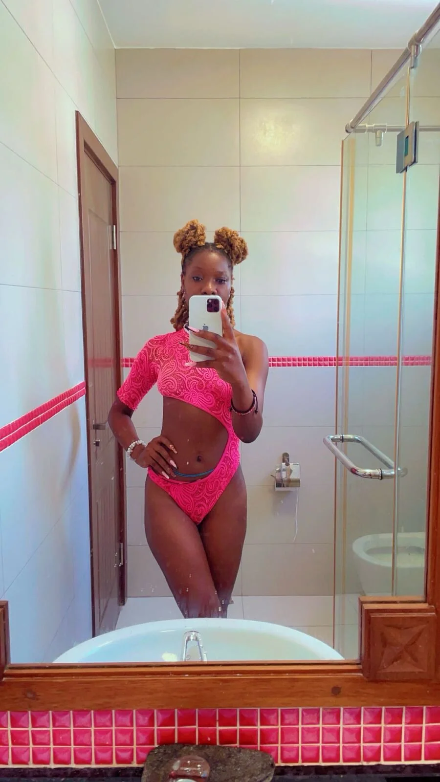 XXX Porn Photo of Nude Sunrise_starr 1