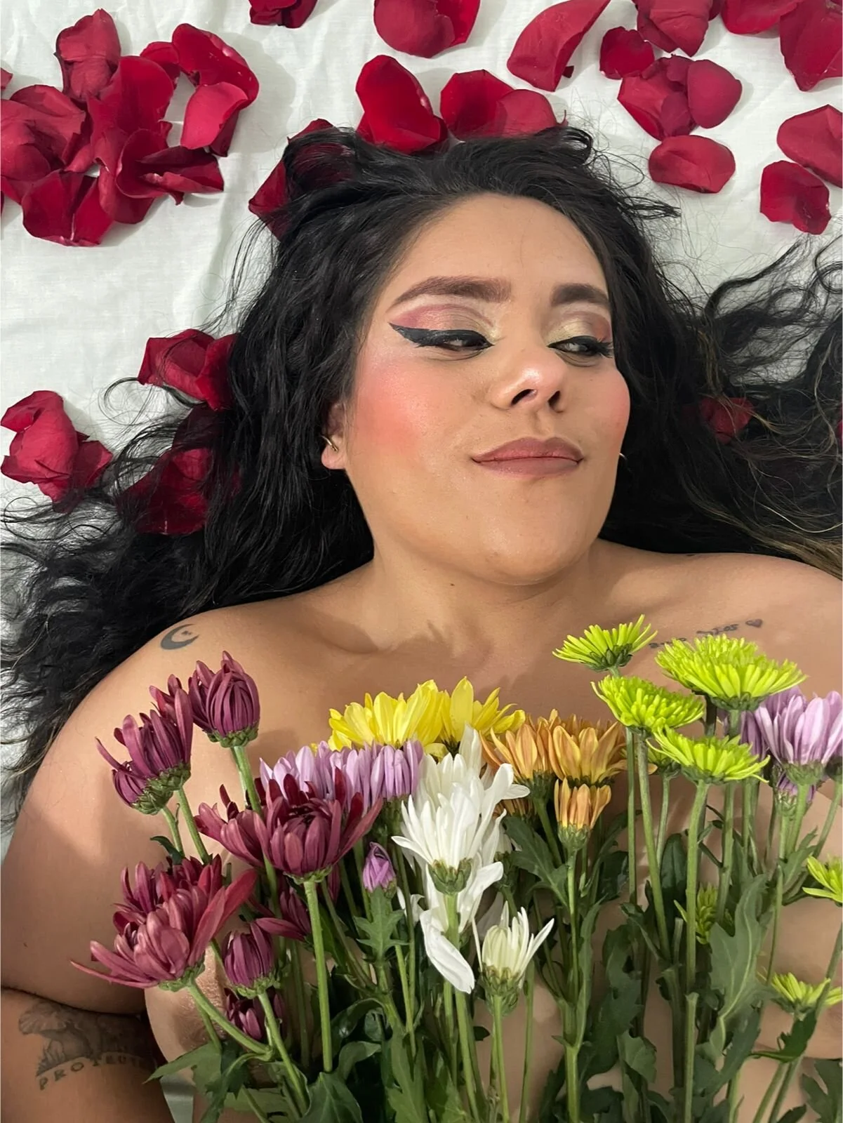 XXX Porn Photo of Nude nicky_andcamil 100