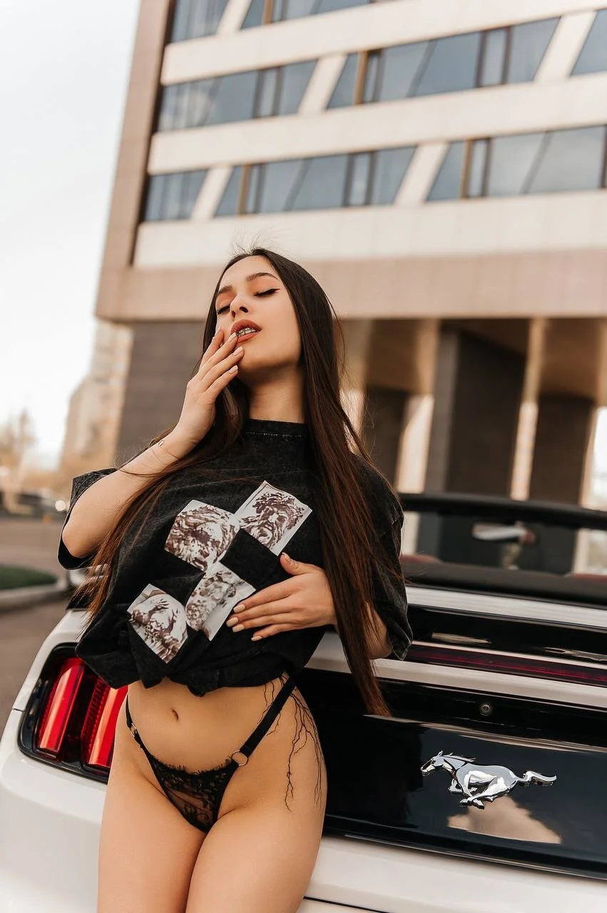 XXX Porn Photo of Nude EricaWalls 8