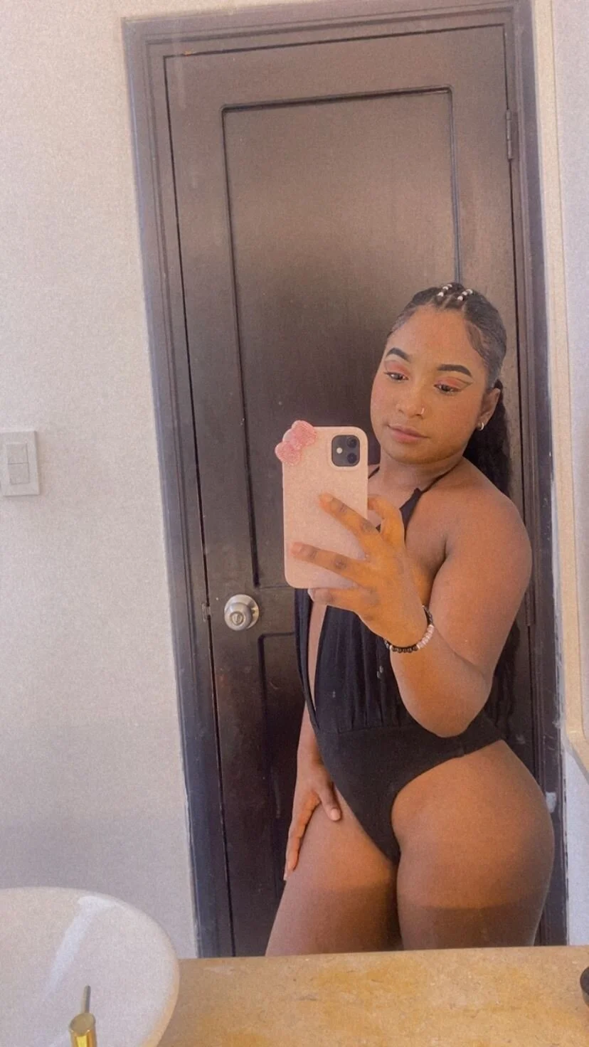XXX Porn Photo of Nude maddysonsweet 18