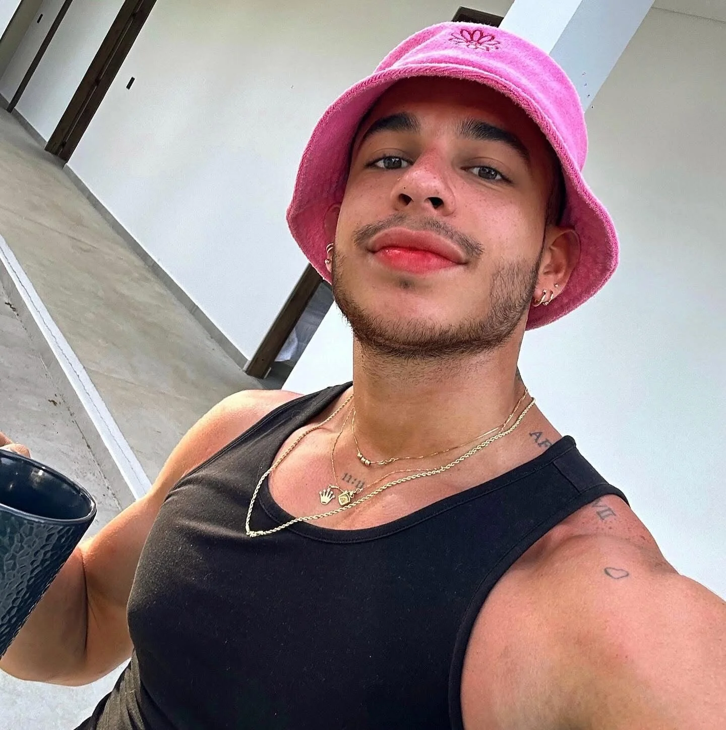XXX Porn Photo of Nude _Juan023_ 3