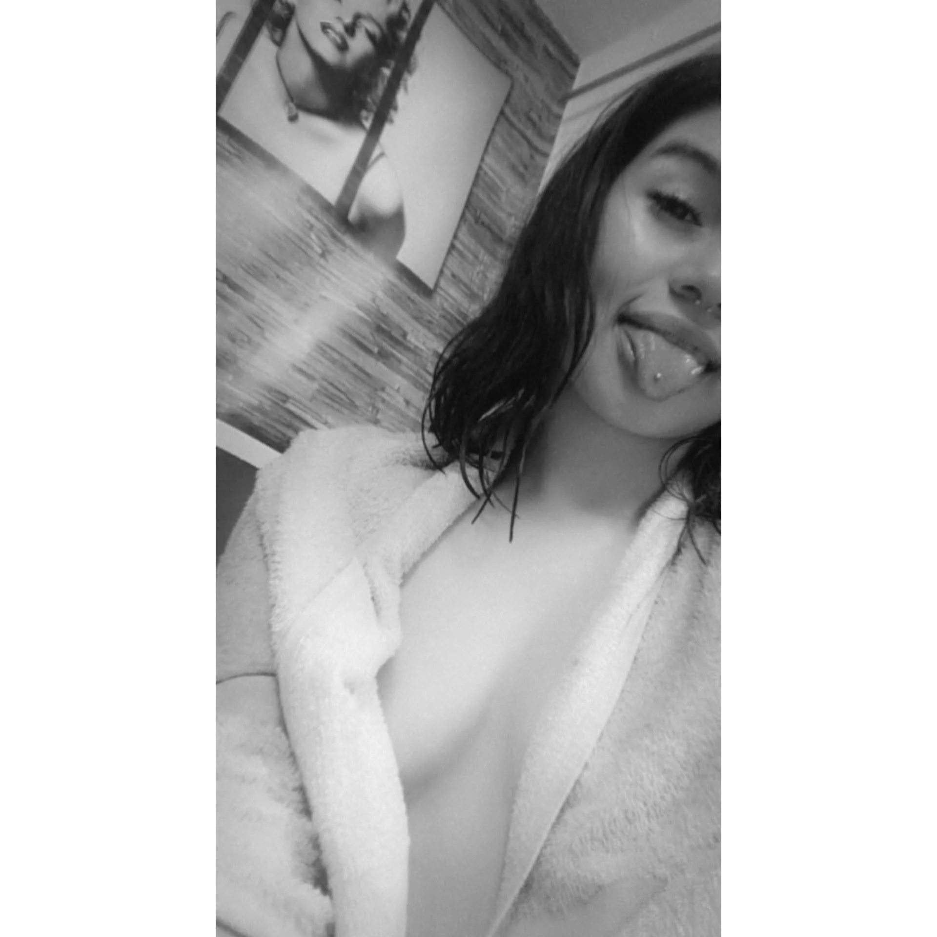 XXX Porn Photo of Nude givemeorgams1 6
